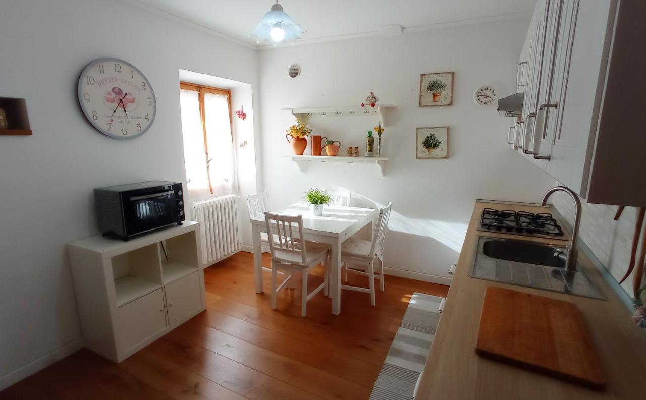 La Casa Ai Pozzi Apartment รีเอติ ภายนอก รูปภาพ